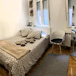 Apartamento Antiguo-cascaleria 12 Leão